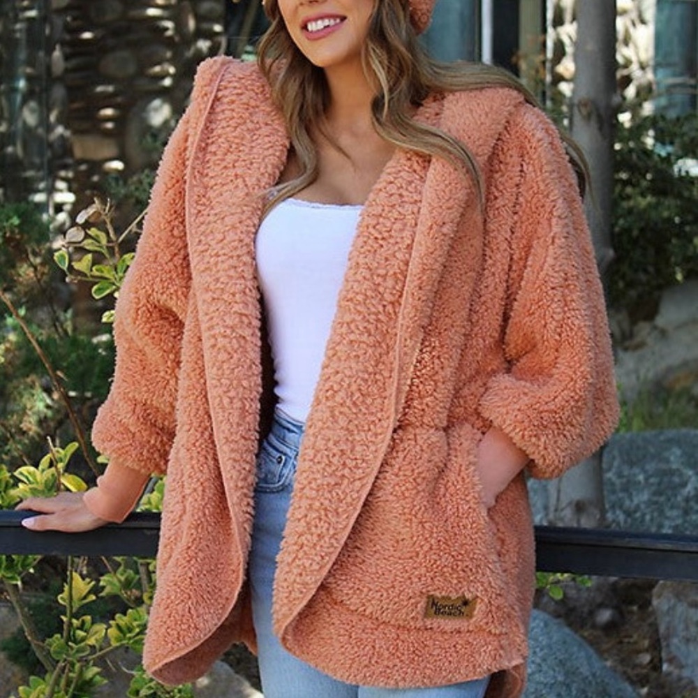 Nordic Beach Salmon Pink Fleece Jacket